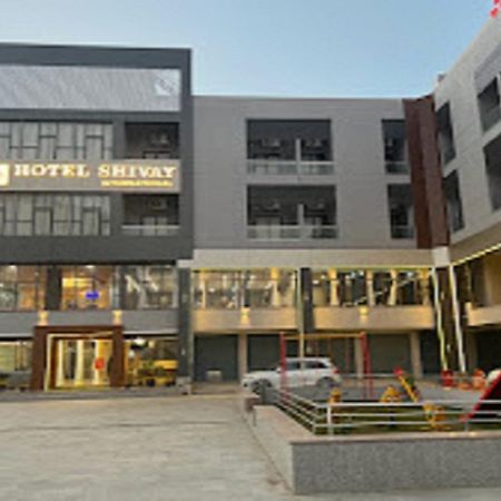 Hotel Shivay International Tharad Exterior foto